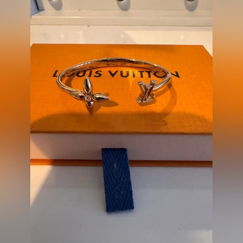 Louis Vuitton Bangle